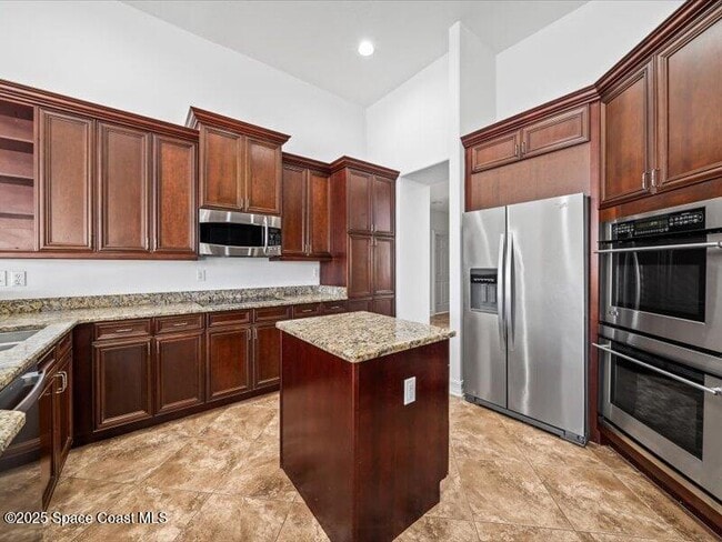 Building Photo - 6785 Arroyo Dr