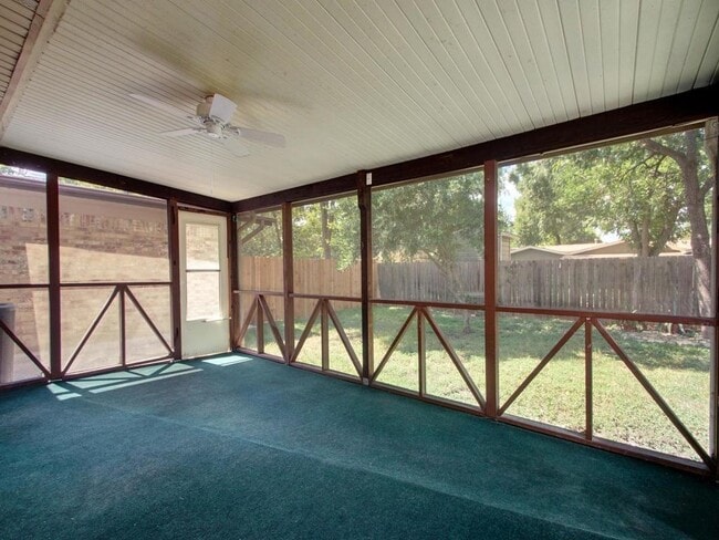 Building Photo - 8516 Hathaway Dr