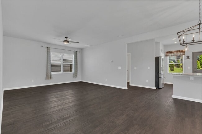 Building Photo - 1051 Lonergan Cir