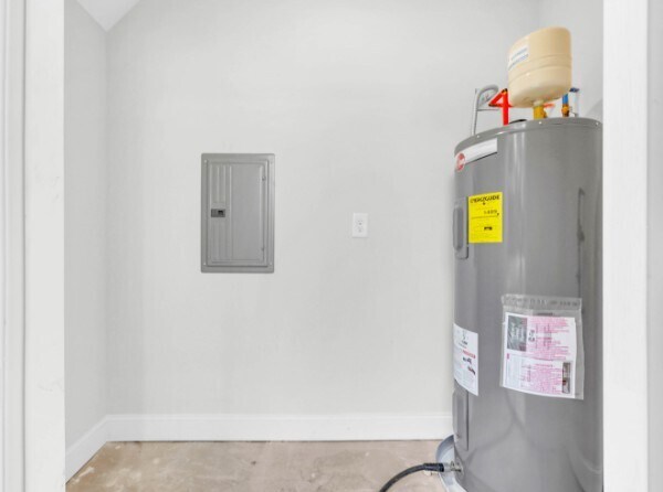 Building Photo - 207 W Point Dr