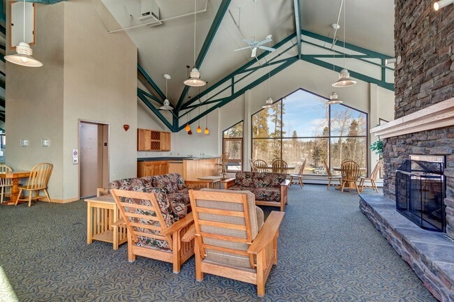 Building Photo - 8300 Ryan Gulch Rd