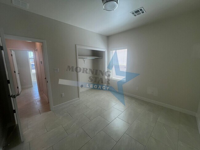 Building Photo - Stunning 2025-built rental in highly desirable Sonoma Ranch — 4 bed / 3 bath