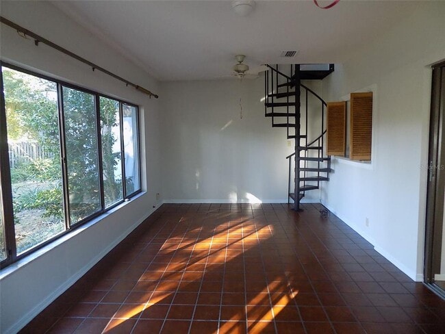 Building Photo - 408 Sassafras Ln