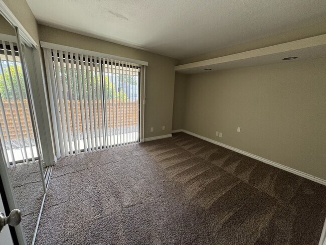 Building Photo - 3420 W Danbury Dr