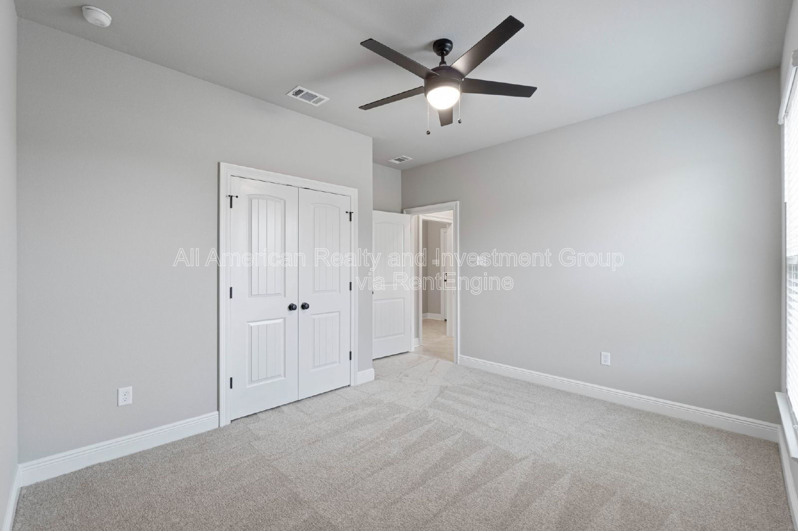 Building Photo - 189 Bon Ami Dr