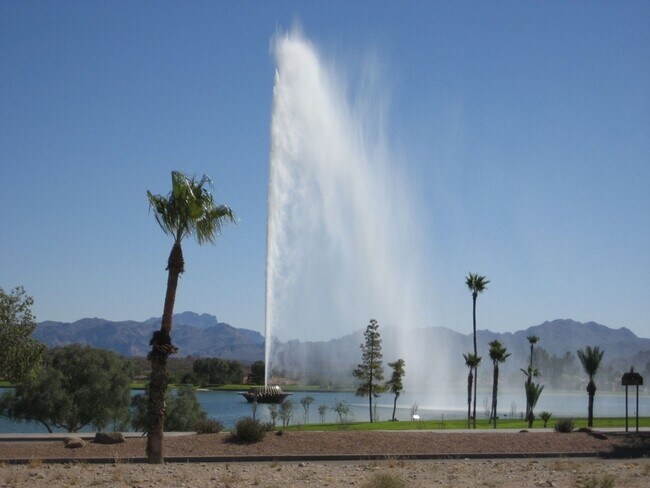 Building Photo - 16616 E Gunsight Dr