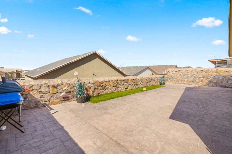 Building Photo - 13833 Sky Harbor Ave