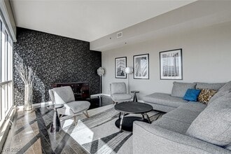 Building Photo - 4575 Dean Martin Dr