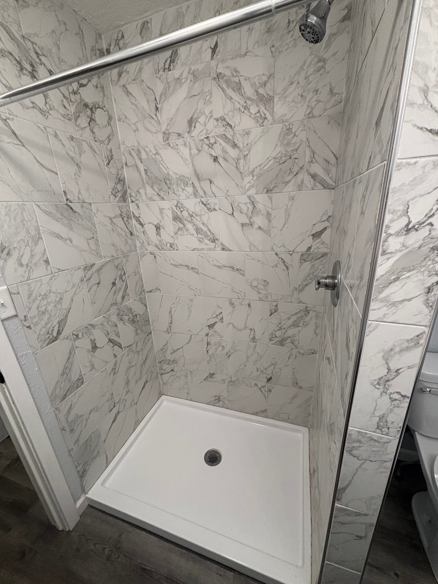 Building Photo - 620 S Rowley St