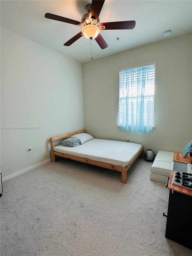 Building Photo - 4950 Eucalyptus Dr