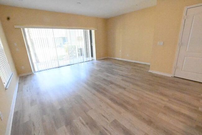 Building Photo - 3551 Victoria Pines Dr