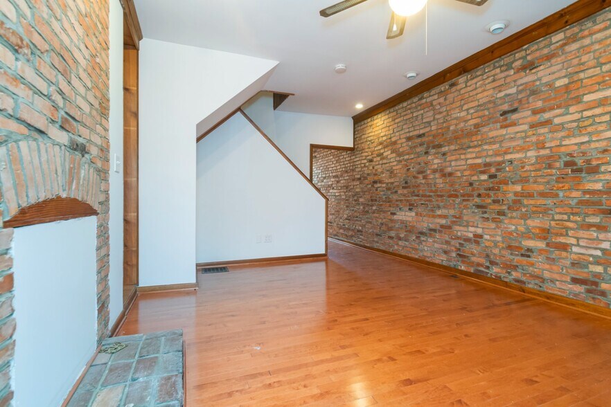 Building Photo - 1145 Carroll St