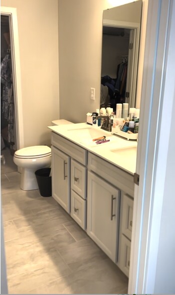 Owner ensuite - 132 Millsbee Ln