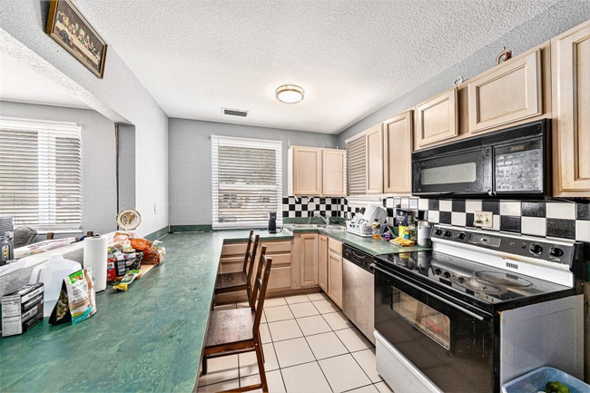 Building Photo - 1432 San Juan Ct