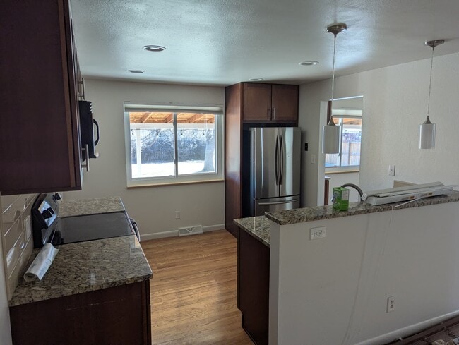 Building Photo - 6056 Simms St