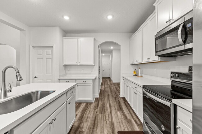 Building Photo - 173 Tournament Ln