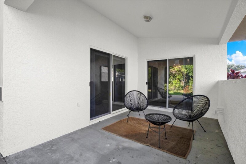 Building Photo - 6439 Gentle Ben Cir
