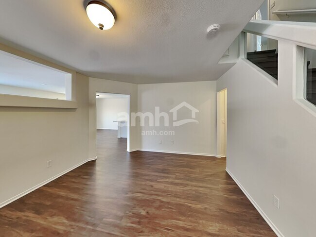 Building Photo - 7592 Mermaid Song Ct