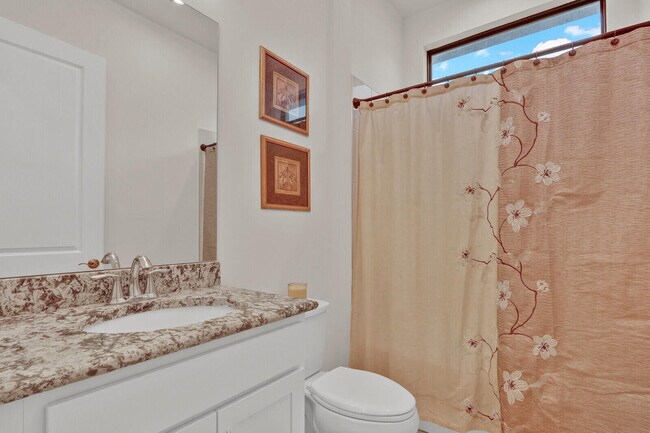 Building Photo - 9204 SW Arco Wy