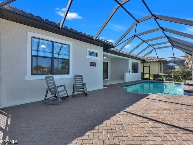 Building Photo - 10093 Avalon Lake Cir