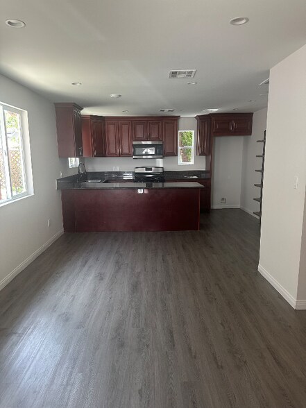 Building Photo - 3850 Boyce Ave