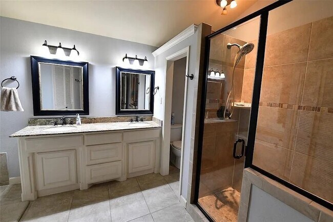 Building Photo - 525 Blair Meadow Dr