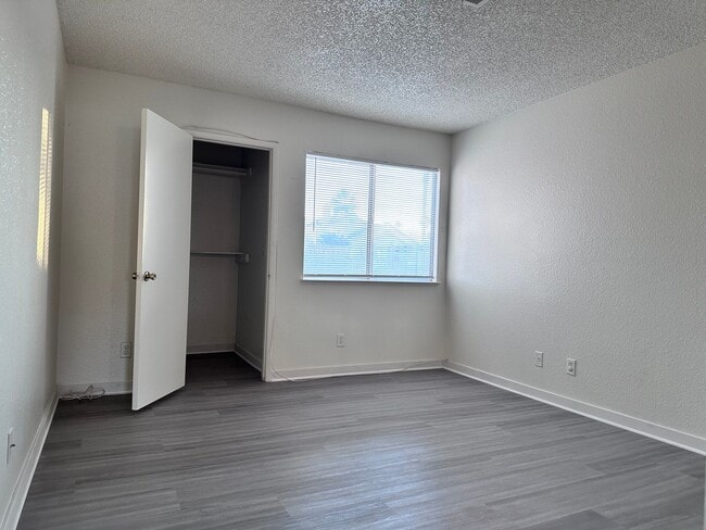 Building Photo - Beautifully Remodeled 4BR/2BA Single-Story Home for Rent!