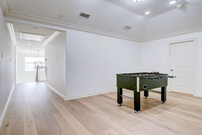 Building Photo - 14470 Summerleaf Ln