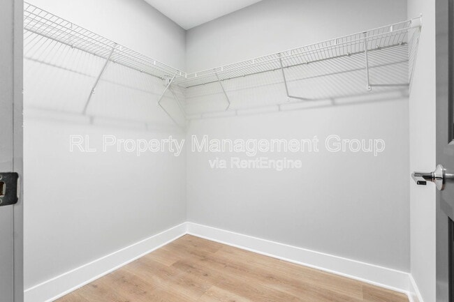 Building Photo - 1192 N Grant Ave