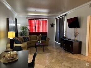 Building Photo - Meridian Unique 2/Bd 2/Ba St Tropez Floor ...