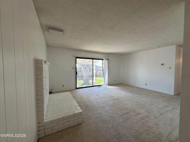 Building Photo - 1365 Akard Dr