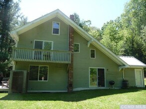 Building Photo - 125 Taconic Creek Rd