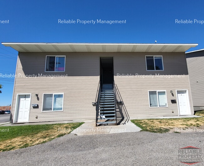 Building Photo - 685 John Adams Pky