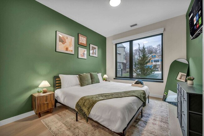 Building Photo - 2189 Cornell Rd