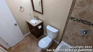 Building Photo - 5927 Cliff Rock Dr