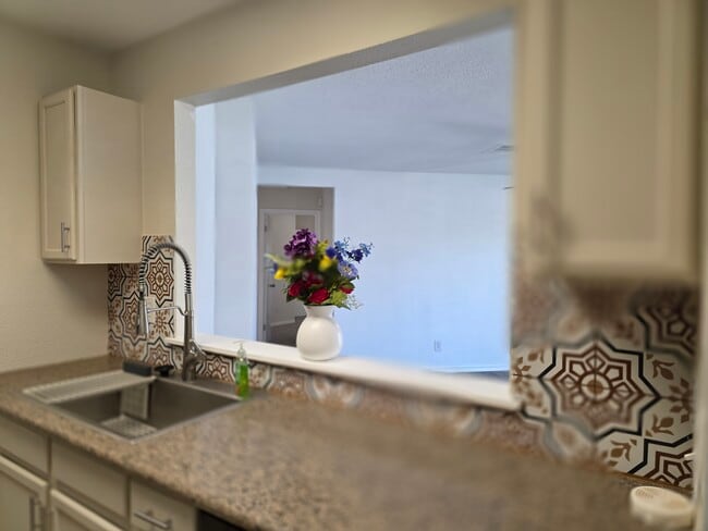 Building Photo - 14227 Wetmore Bend