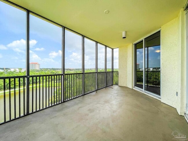 Building Photo - 612 Lost Key Dr