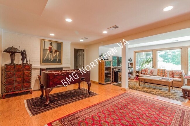 Building Photo - 3404 Mansfield Rd