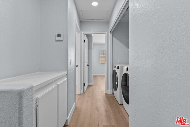 Building Photo - 18812 Vista Del Canon