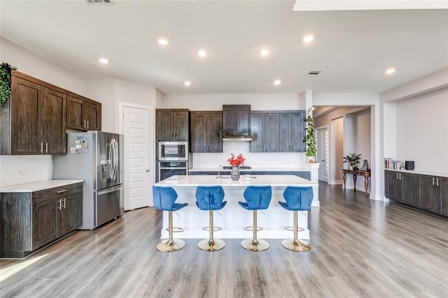 Building Photo - 3020 Sage Ranch Dr