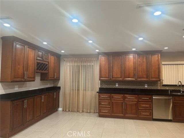 Building Photo - 500 Ivy St