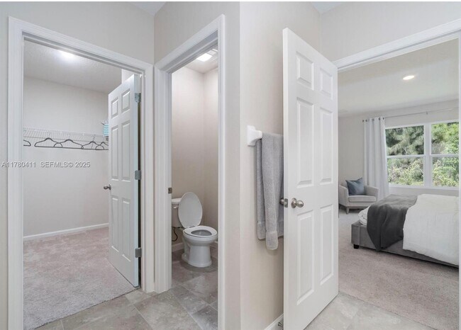 Building Photo - 3743 SW Port St Lucie Blvd