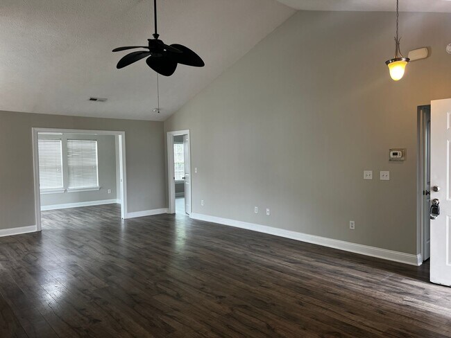 Building Photo - JULY SPECIAL !!! $150.00 OFF YOUR FIRST 2 ...