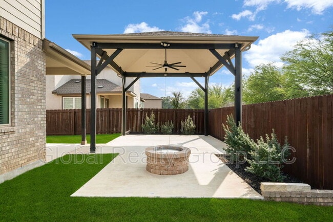 Building Photo - 6825 Hallie Lp