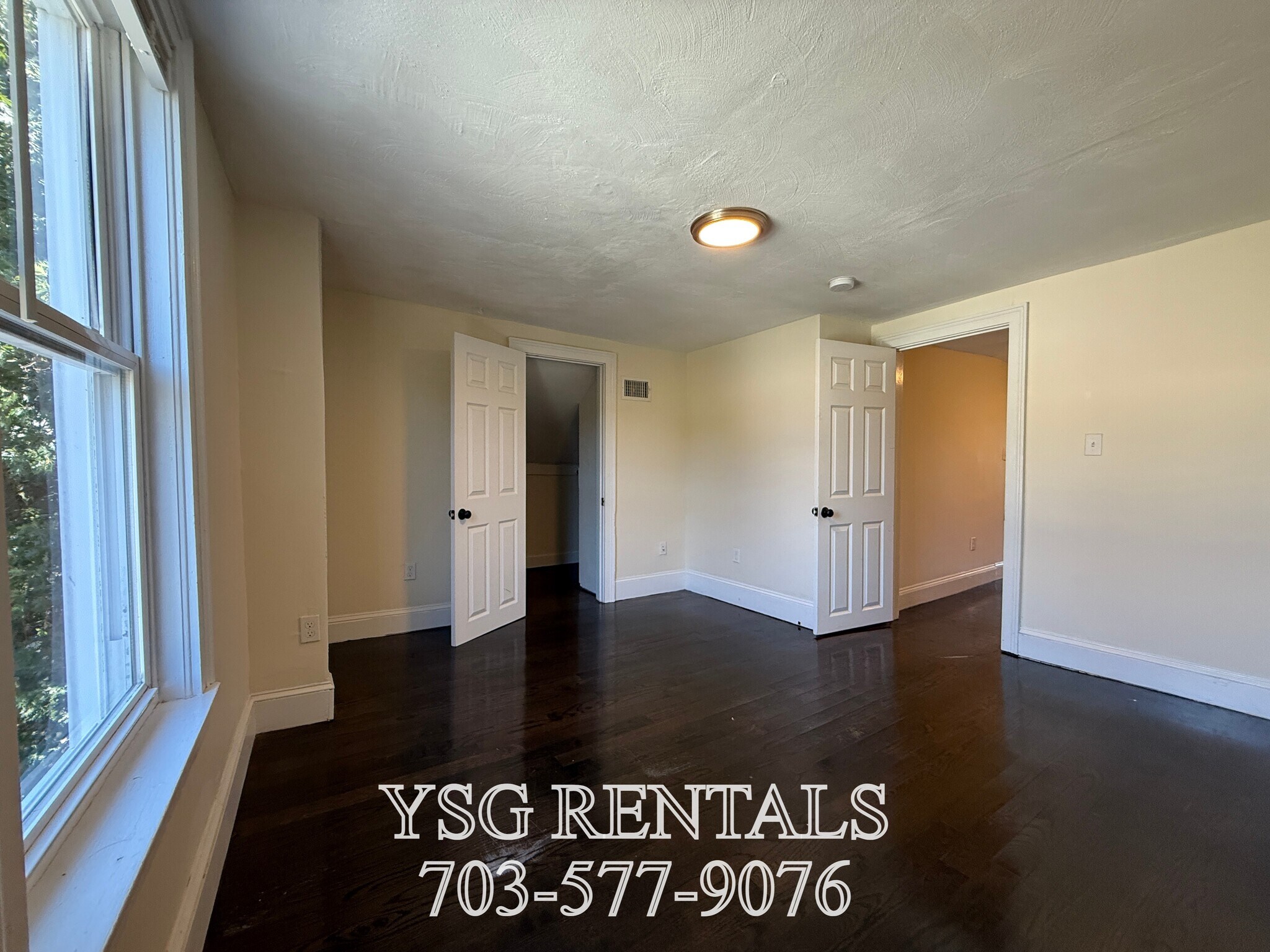 Building Photo - 17 Lambert Ave