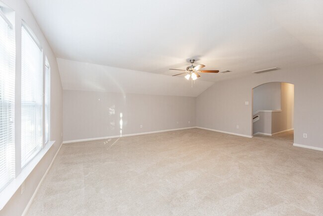 Building Photo - 1006 Vernage Rd