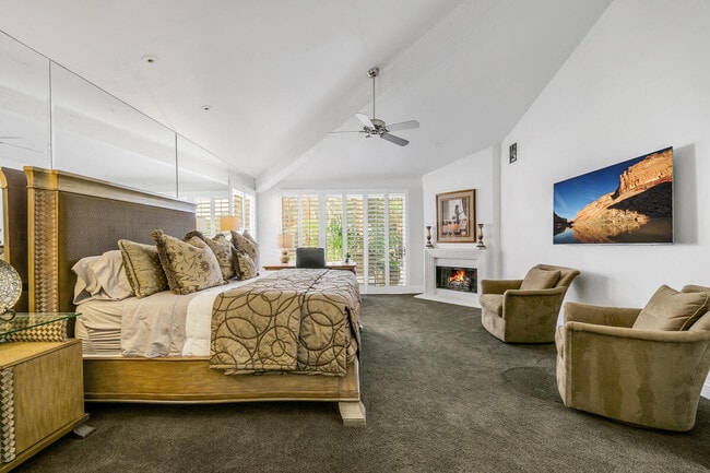 Building Photo - 54310 Riviera