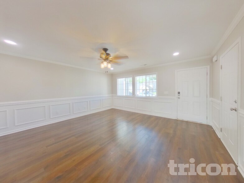 Building Photo - 5003 Mallison Way