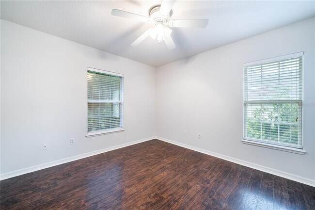 Building Photo - 7136 SW 81st Dr