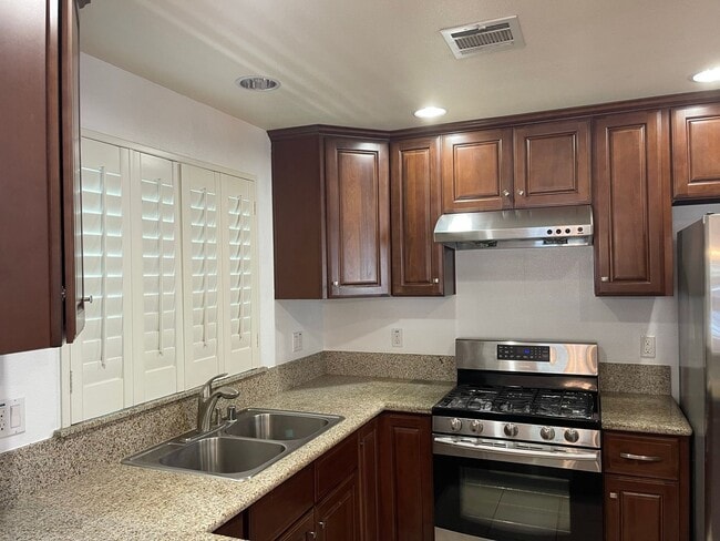 Building Photo - San Gabriel 3 beds 2.5 bathrooms for lease